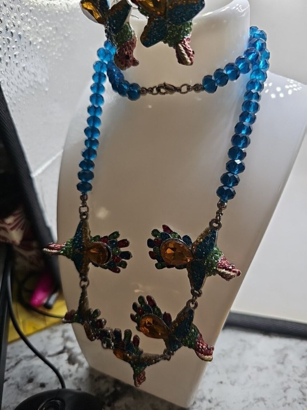 swarovski blue crystal necklace and earring set - Picture 7 of 10